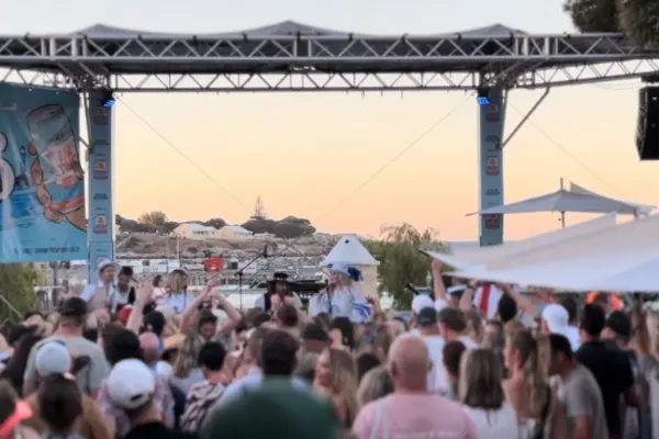 Landslide band playing at Hotel Rottnest